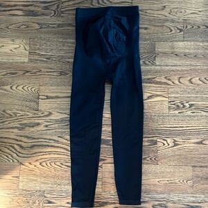 Blanqi black maternity leggings. Worn twice excellent condition.